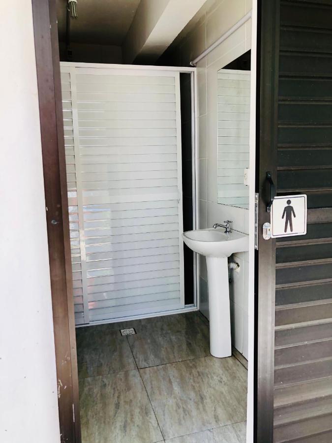 Quatro Ilhas Beach Hostel Bombinhas Kültér fotó